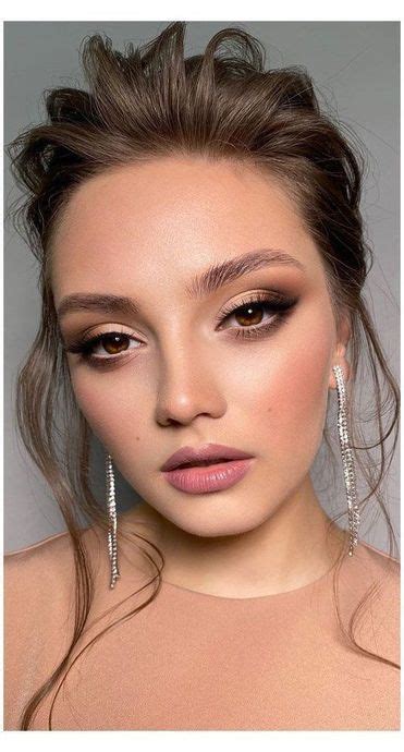 Sade Ve Işıl Işıl 10 Adımda Nude Makyaj Nasıl Yapılır KizlarSoruyor