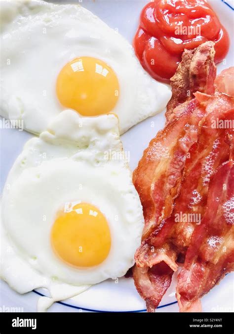 Two Rashers Bacon Plate Hi Res Stock Photography And Images Alamy