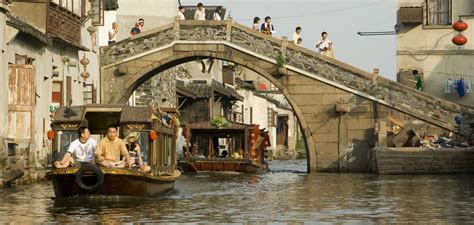 Suzhou Gardens and Canals Tourist Information & Facts