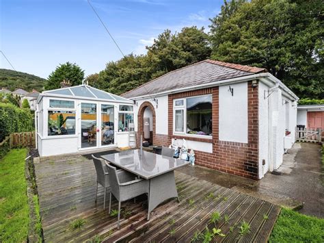 2 Bed Detached Bungalow For Sale In Dynevor Road Skewen Neath Sa10 £