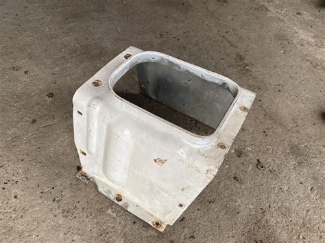 Land Rover Defender Lt Gearbox Transmission Tunnel Cover