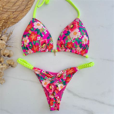 Biquíni Floral Verde Neon Empina Bumbum Anna Ric Resortwear