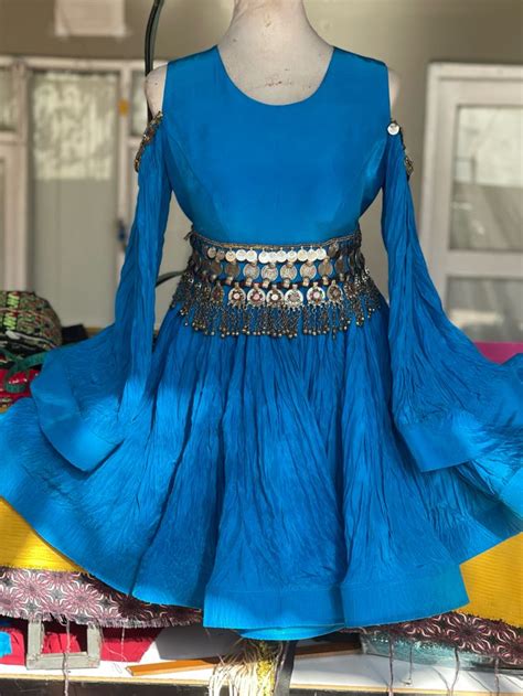 Aryana Saeed Dress In Velvet Dress Designs Afghan Clothes