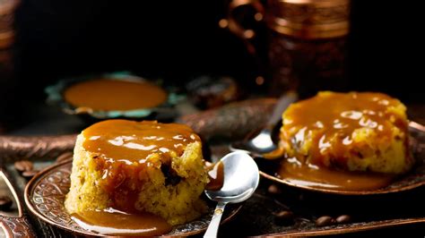 Sticky Date Pudding With Toffee Sauce Recipe Epicurious