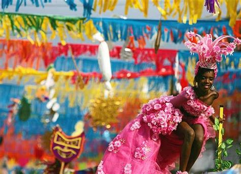 "The La Ceiba Carnival (Gran Carnaval Internacional de La Ceiba) is an ...