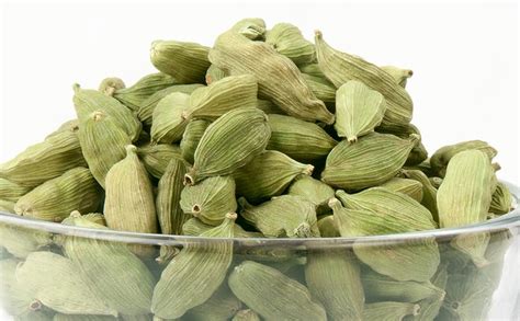 Farmown Green Cardamom Seeds Elaichi 1 Kg Grocery