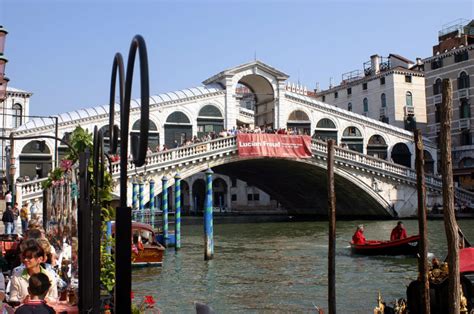 Top Facts About The Rialto Bridge In Venice Discover Walks Blog