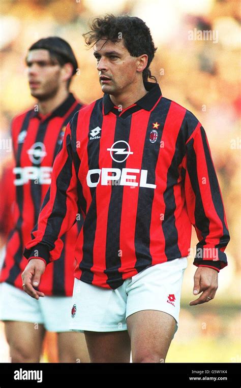 Parma V Ac Milan Roberto Baggio Ac Milan Stock Photo Alamy