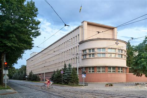 Lw W Czerwca Miasto Architektura Modernizm W Muzeum