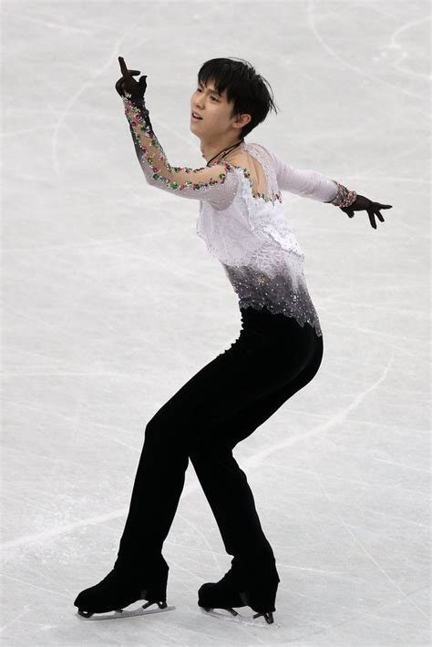 Yuzuru Hanyu ISU World Figure Skating Championships フィギュアスケートのドレス