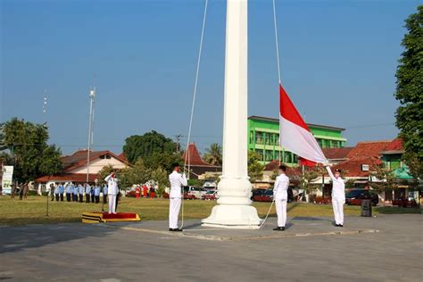 Secara Sederhana Pemkab Bantul Gelar Upacara Bendera Hut Ke