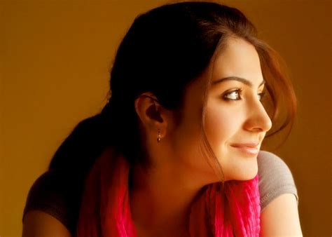 Uneedallinside Anushka Sharma Images Anushka Sharma Hot Wallpapers Anushka Sharma Latest Pics