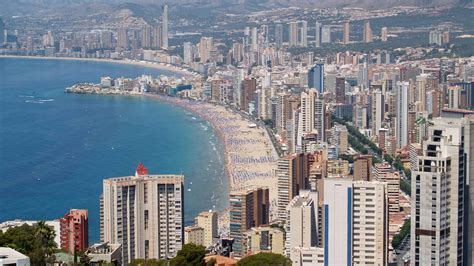 Benidorm se sitúa en el Top 5 de destinos españoles con más pernoctaciones