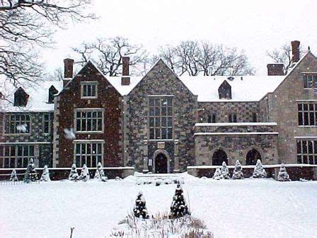 Tour Des Moines' Salisbury House, decorated for the holidays during ...