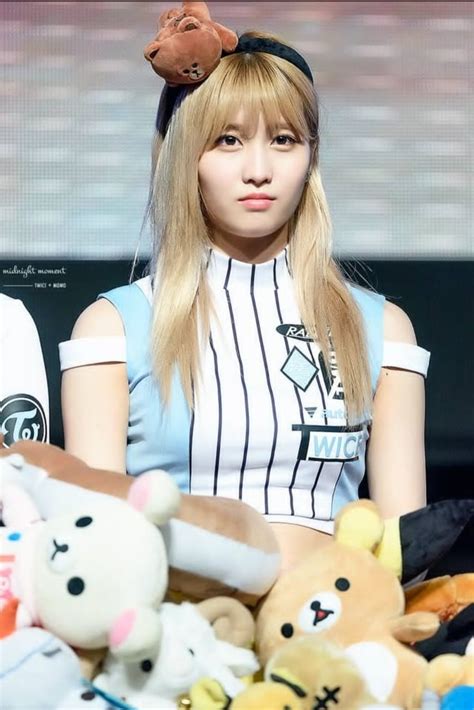 Momo So Cute Rmomo