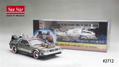 De Lorean DMC 12 Regreso Al Futuro III Sun Star 02712 1 18