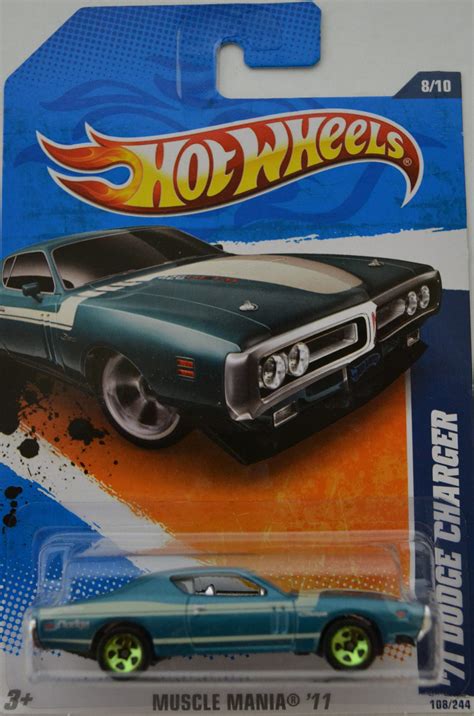 Hot Wheels Blue 71 Dodge Charger HW Muscle Mania 11 Series 1 64 Scale