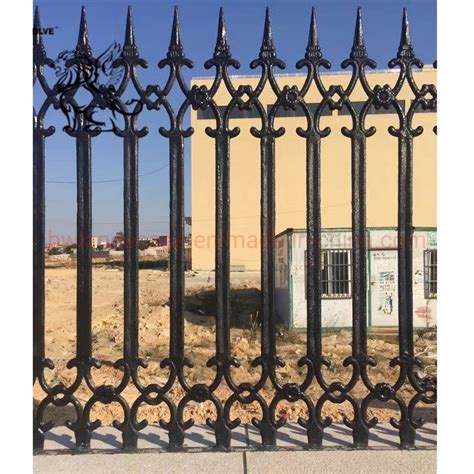 Factory Price Decorative Wrought Iron Forged Steel Fence Accessories