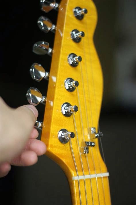 How To Install New Guitar Strings Bc Guides