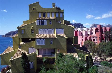 Gebouwen Van De Architect Ricardo Bofill In Calp LaMarinaAlta