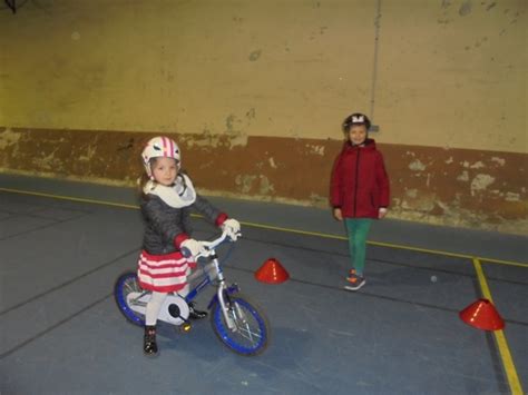 EPS les séances de vélo École René Lemière