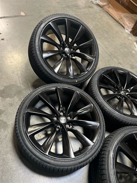 Tesla Model S 21 Inch Wheels - Explore The 9 Videos And 69 Images