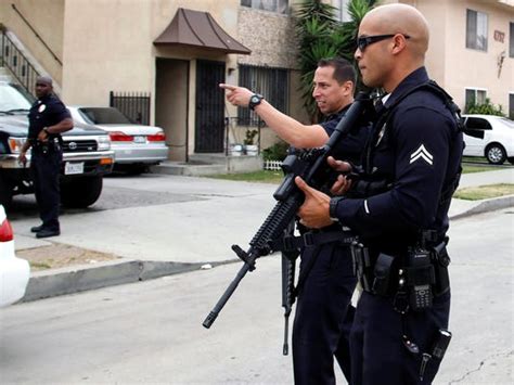 L A Detectives Survive Gunmans Ambush