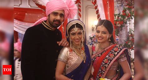 Iss Pyaar Ko Kya Naam Doon Ek Baar Phir Completes 300 Episodes