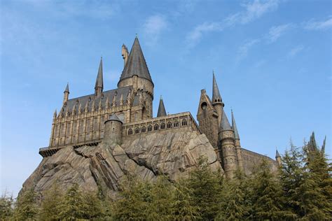 hrad harry potter BydlímeÚtulně cz