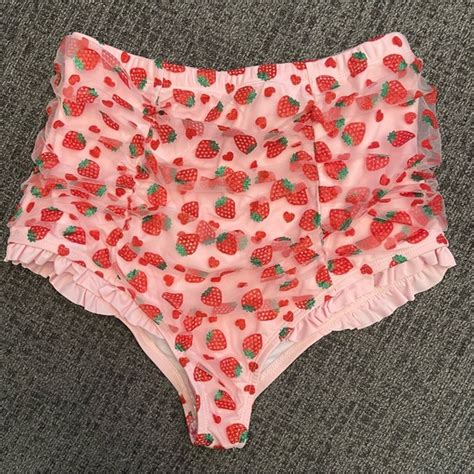 Hot Topic Swim Nwt Hot Topic Strawberry Print Bikini Bottoms Poshmark