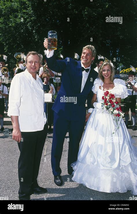 Moeller, Ralf, *12.1.1959, German actor, full length, at wedding Stock ...