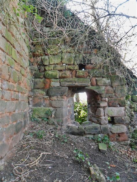 Derelict Church Window St John The Baptist Churchyard Shenstone