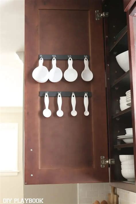 Measuring Spoon Cabinet Organized: Video Tutorial | DIY Playbook