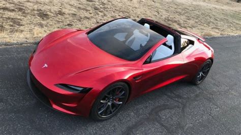 Tesla Roadster, the fastest car in the world, designed to even float in the air | Torque News