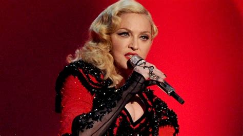 Madonna Hospitalis E Sa Famille Se Pr Parait Au Pire R V Le Un Proche