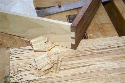 122 - Hand-Cut Half-Blind Dovetails - The Wood Whisperer