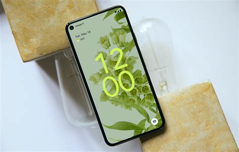 Список смартфонов Xiaomi, которые получат Android 12