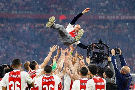 Erik Ten Hag Wins 6th Trophy As Ajax Clinch Eredivisie Title Futbol