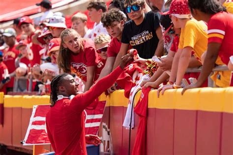 Chiefs Fans Are Already Lined Up Ready For Thursday Night