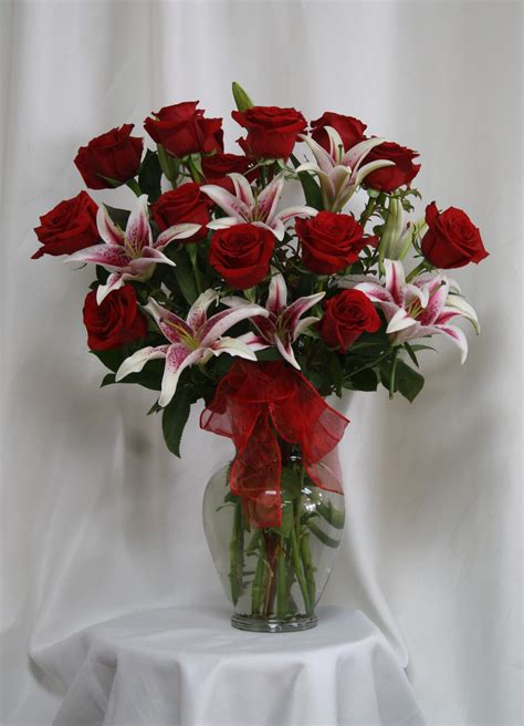 Enchanted's Pasadena Florist (832)850-7677 Flower Delivery TX 77504