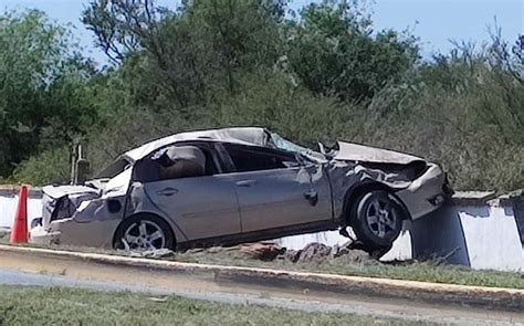 Hombre Muere Tras Volcadura En Cadereyta Nuevo León Telediario México