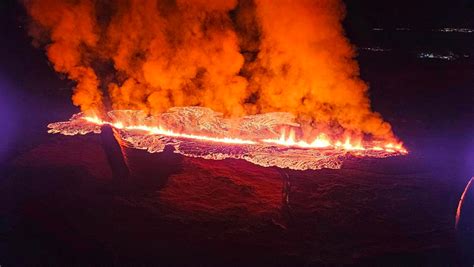 Iceland Volcano 2024 Live - Bunni Coralyn