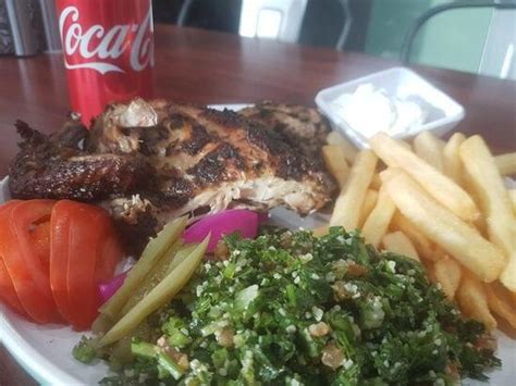 Al Maidah Charcoal Chicken And Lebanese Cuisine In Wollert Restaurant