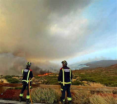 Declaran El Nivel 2 En El Fuego De Tenerife Tras Empeorar El Incendio