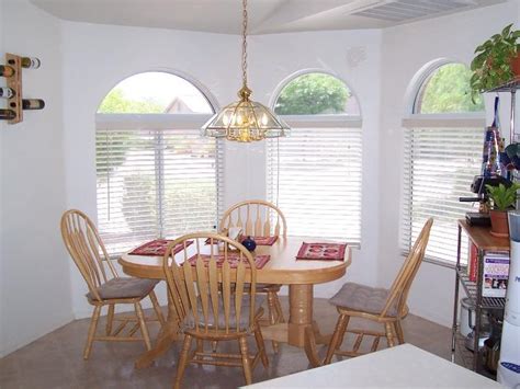 Entry Level Homes In The Early 2000s Continued To Offer Breakfast Rooms