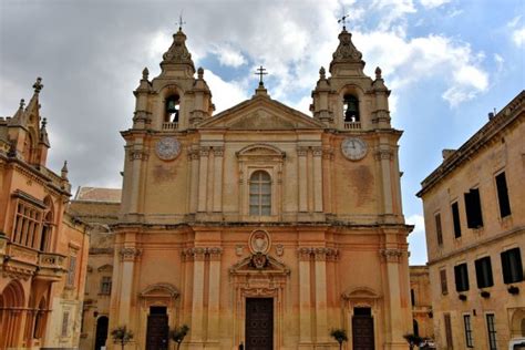 Mdina Malta Travel Guide Encircle Photos