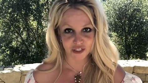 Britney Spears Celebrates Newfound Freedom After End Of Conservatorship Abc News