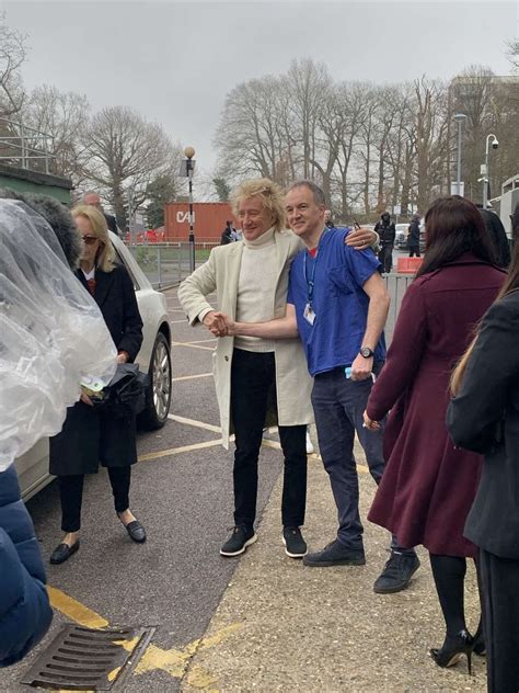 Sir Rod Stewart Cuts Waiting List At Princess Alexandra Hospital By 10 Funding A Day Of Mri Scans