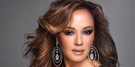 Leah Remini To Host New Crossword Game Show PEOPLE PUZZLER