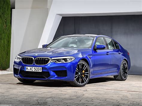 BMW M5 (F90) 2019 года: фото, цена, характеристики, тест-драйв
